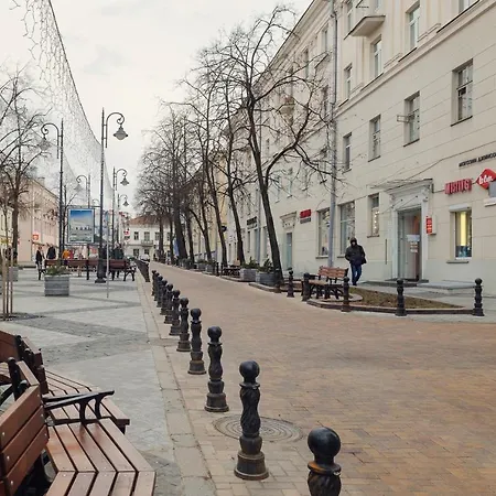 Апартаменти Apartments On Karla Marksa Мінськ