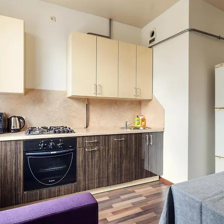 Apartments On Karla Marksa Апартаменти